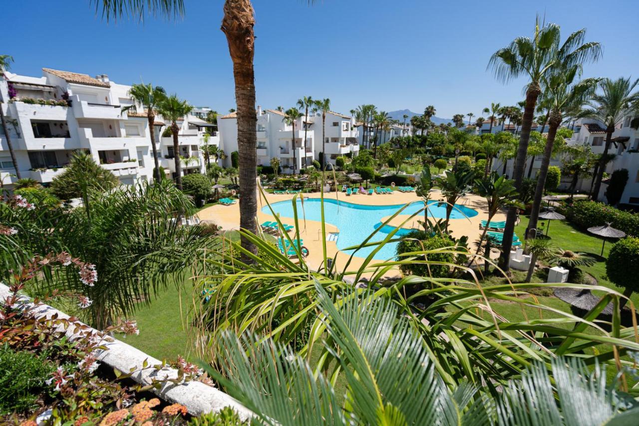Costalita Beach Apartment Estepona Exteriör bild